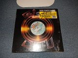 画像: A)SALSOUL ORCHESTRA - RUNAWAY : B)GAZ:SING SAING (MINT-/Ex+++)  / 1997 US AMERICA REISSUE Used 12"  