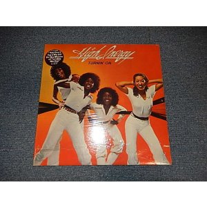 画像: HIGH ENERGY - TURNIN' ON (SEALED CUTOUT) / 1977 US AMERICA ORIGINAL "BRAND NEW SEALED" LP