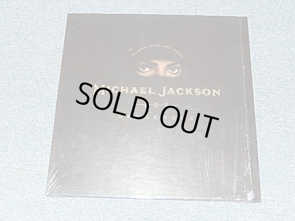 画像1: MICHAEL JACKSON - DANGEROUS (Collector's Edition • First Printing) (MINT/MINT) / 1992 US AMERICA ORIGINAL Used C2-CD's Box Set with POP-UPInside