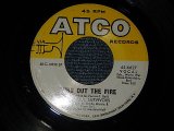 画像: SOUL SURVIVORS (Soft Rock Psyche) -  A)Turn Out The Fire   B)Go Out Walking (MINT-/MINT-) / 1968 US AMERICA ORIGINAL Used 7" 45 rpm