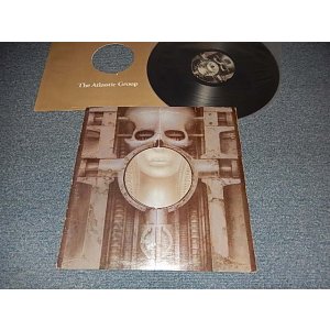 画像: E L & P EMERSON LAKE & PALMER - BRAIN SALAD SURGERY (NO POSTER) (Matrix #A) ST-NC-722991-G-EX  MR SRC AT △18473(4) B)) ST-NC-722992-H-Ex1-MR SRC △18473-X (5)  "MR/ MONARCH Press in CA") (Ex++/MINT-) /  1977 Version US AMERICA REISSUE "1st Press CUSTOM Label" Used LP