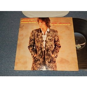 画像: JEFF BECK - FLASH (Matrix #A)AL 39483-2D G1 MASTERDISK B2 B)BL 39483-1C I G1 MASTERDISK C3) "CARROLLTON Press in GEROGIA" (Ex++/MINT-) / 1985 US AMERICA  ORIGINAL 1st Press "DARK BLUE Label" Used LP 