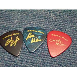 画像: THE VENTURES DON+BOB+GERRY 3 PICK SET # 2 