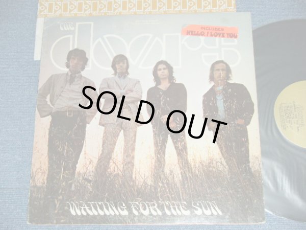 画像1: THE DOORS - WAITING FOR THE SUN ( With SONG TITLE STICKER : GOLD Label : Ex/Ex+ : Matrix Number : A-MON A12128/B-MON 6 A12128-X ) / 1968 US Original Used STEREO LP 