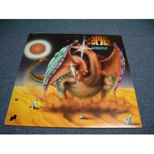 画像: CAMEL - MIRAGE (Ex+++/MINT-) / 1974 US AMERICA ORIGINAL "Label variation: Red labels with Janus head" Used LP