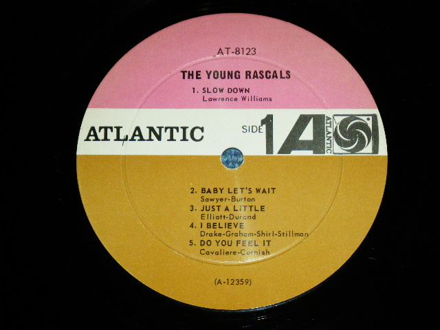 画像: THE YOUNG RASCALS -THE YOUNG RASCALS ( Ex+/Ex++ ) / 1966 US ORIGINAL 'PLUM(PURPLE) & BROWN 1st Press LABEL )   MONO Used   LP 