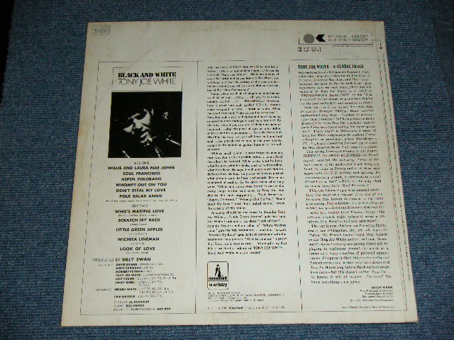 画像: TONY JOE WHITE - BLACK AND WHITE ( Matrix # 1L/2L  Ex++/Ex+ ) / 1969 UK ENGLAND  ORIGINAL Used LP 