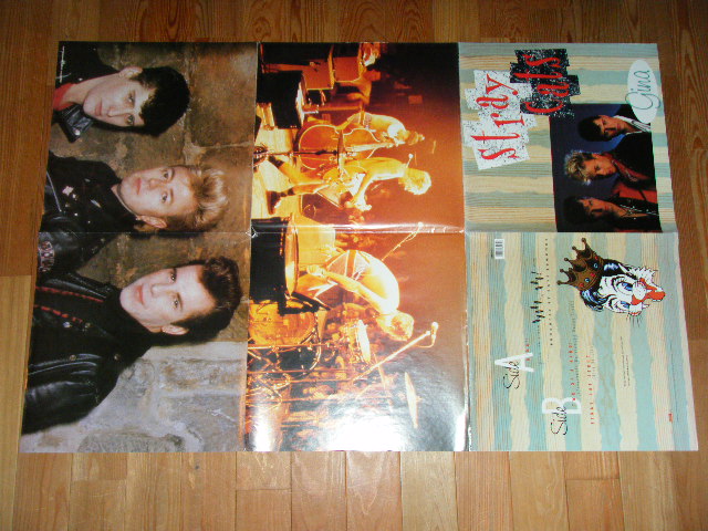 画像: STRAY CATS -  GINA / 1989 UK ENGLAND  ORIGINAL Used 12" With POSTER JACKET