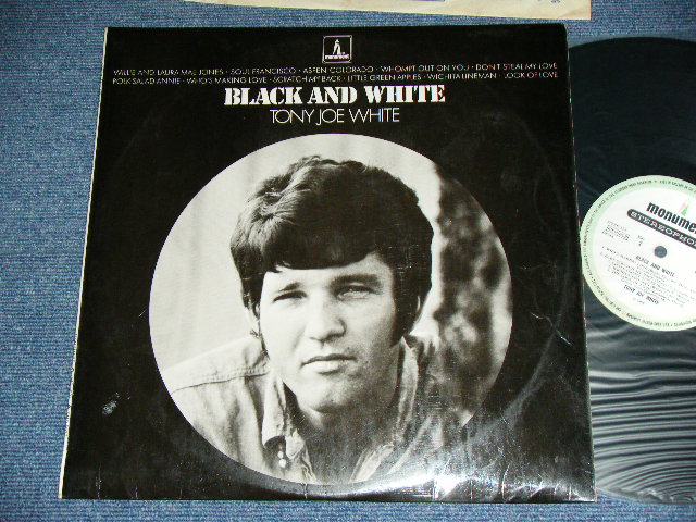 画像1: TONY JOE WHITE - BLACK AND WHITE ( Matrix # 1L/2L  Ex++/Ex+ ) / 1969 UK ENGLAND  ORIGINAL Used LP 