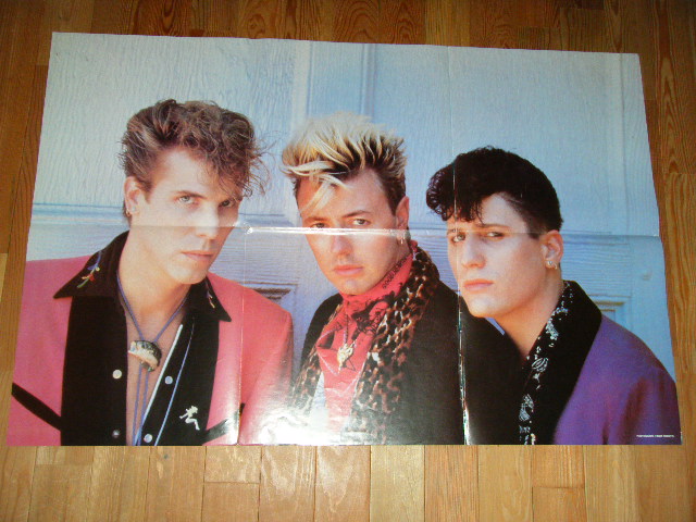 画像: STRAY CATS -  GINA / 1989 UK ENGLAND  ORIGINAL Used 12" With POSTER JACKET