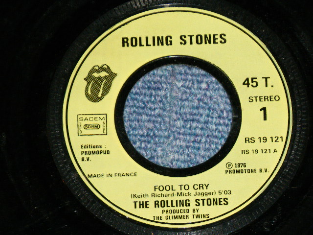 画像: The ROLLING STONES -  FOOL TO CRY ( SIDE OPEN JACKET : VG++/VG+++)  / 1976 FRANCE ORIGINAL Used 7"Single  with PICTURE SLEEVE 