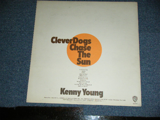 画像: KENNY YOUNG - CLEVER DOGS CHASE THE SUN  ( with DAVE EDMUNDS ) / 1971 US AMERICA ORIGINAL White Label PROMO Used LP 