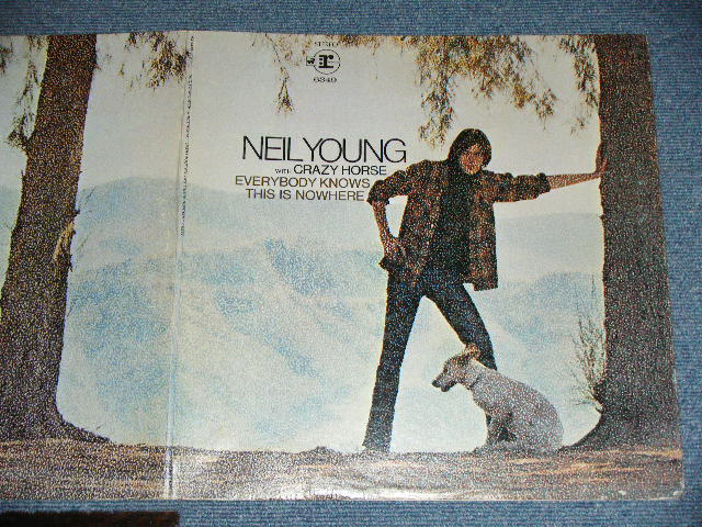 画像: NEIL YOUNG with CRAZY HORSE  - EVERYBODY KNOWS THIS IS NO WHERE? ( VG+++/Ex++ ) / 1969 US 1st Press "ORANGE & BROWN With REPRISE W7 credit " Label  Used LP 