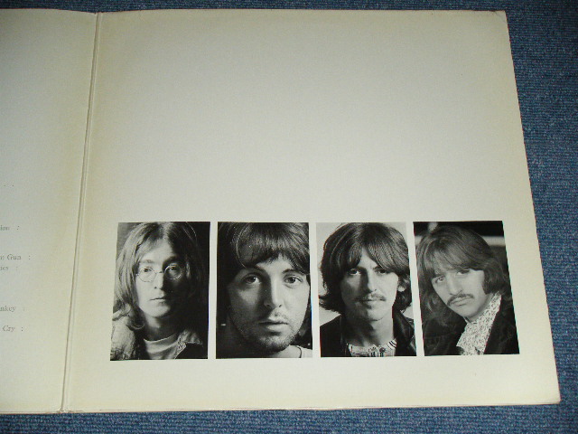 画像:  BEATLES  - THE BEATLES ( WHITE ALBUM :    No.0101401) / 1970's? GERMAN Jacket & HOLLAND Records Used  2 LP None POSTER & PIN UPs  