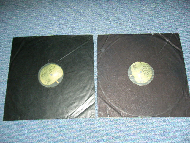 画像:  BEATLES  - THE BEATLES ( WHITE ALBUM : NO Inserts ) ( Matrix Number T2--14-11-68 )  /  1968 ITALY ORIGINAL TOP OPEN Jacket Used 2 LP's