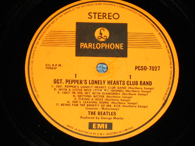 画像: THE BEATLES - SGT. PEPPER'S LONELY HEARTS CLUB BAND (Ex+++/MINT- ) / LATE 1970's AUSTRALIA ORANGE Label Used LP  with CUT OUTS 