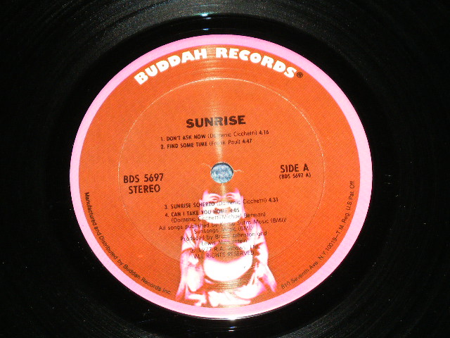 画像: SUNRISE  ( Produced by BRUCE JOHNSTON of The BEACH BOYS ) - SUNRISE  ( Ex+/MINT- ) / 1977 US AMERICA ORIGINAL  Used LP 