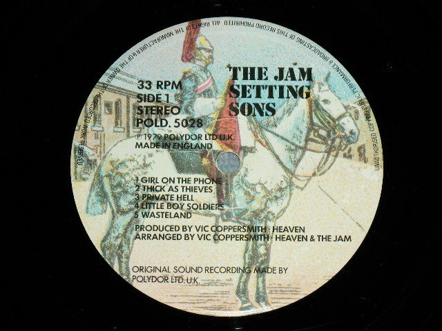 画像: THE JAM -  SETTING SONS (Matrix # A) POLD 5028 A//2▼E STR 1 3 STRAWBERRY B) POLD 5028 B//3▼E STR 1 1 STRAWBERRY) ( MINT-/Ex+++ Looks :MINT-  / 1979 UK ENGLAND ORIGINAL "1st  Press JACKET" Used LP 