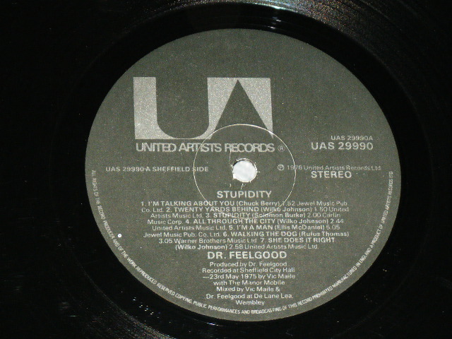 画像: DR.FEELGOOD - STUPIDITY ( Ex+++/ MINT- ) /  1976 UK ENGLAND ORIGINAL Used LP 