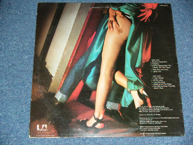 画像: DR.FEELGOOD - SNEAKIN' SUSPICION ( Ex+/ MINT- ) /  1977 UK ENGLAND ORIGINAL Used LP 