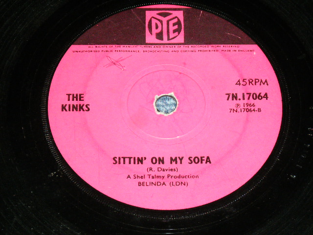 画像: THE KINKS - DEDICATED FOLLOWER OF FASHION  ( Ex+/Ex+ )  / 1966 UK ENGLAND ORIGINAL  Used 7" Single 