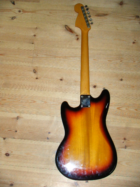 画像: FENDER JAPAN フェンダー・ジャパン 1994-1995 Reissue of 1969 Vintage MUSTANG / 1994-1995 JAPAN REISSUE RELEASE of 1969 Model SUNBURST 