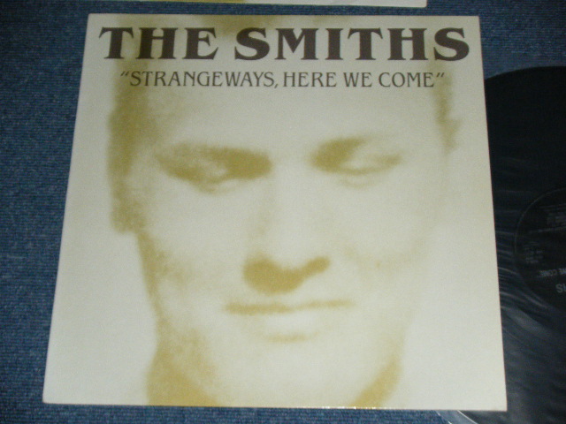 画像1: THE SMITHS - STRANGEWAYS,HERE WE COME (EMBOSSED JACKET) / 1987 UK ENGLAND ORIGINAL Used LP