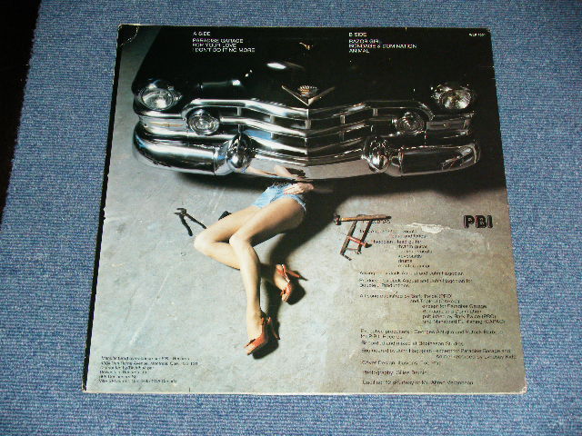 画像: The ZEBRAS - PARADISE GARAGE  ( CANADIAN ROCK! : Ex+/MINT- ) / 1978 CANADA  ORIGINAL Used LP  