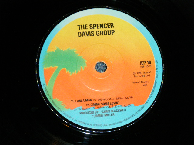 画像: SPENCER DAVIS GROUP - KEEP ON RUNNING ( SOLID CENTER Format : Ex++/Ex+++ )  / 1970's  UK Used  7"EP With PICTURE  SLEEVE 