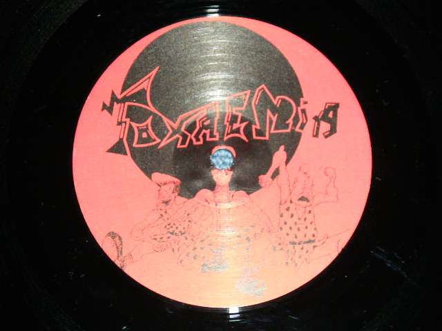 画像: TOXAEMIA - INVASION OF THE RUBBER DOLLS  ( Ex+++/MINT-) /  1990 GERMAN GERMANY  ORIGINAL  Used  LP 