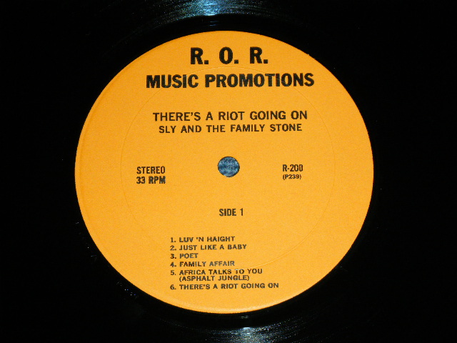 画像: SLY & THE FAMILY STONE - THERE'S A RIOT GO'IN ON / 1970'S? US Used LP 