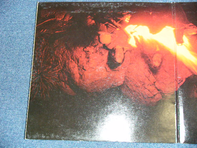 画像: EAGLES - EAGLES  (1st Album with GATE FOLD Cover: Ex/Ex+++ Looks:Ex+) / 1972 US AMERICA ORIGINAL "1st Press GATE FOLD Cover & 1841 Credit Label" Used LP 