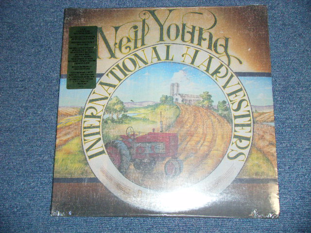 画像1: NEIL YOUNG - INTERNATIONAL HARVESTERS A TREASURE ( SEALED)  /  2011  US AMERICA ORIGINAL "BRAND NEW SEALED" 2-LP's  ( 3 SIDED of MUSIC + ART ETHCHING on SIDE-4 ) 