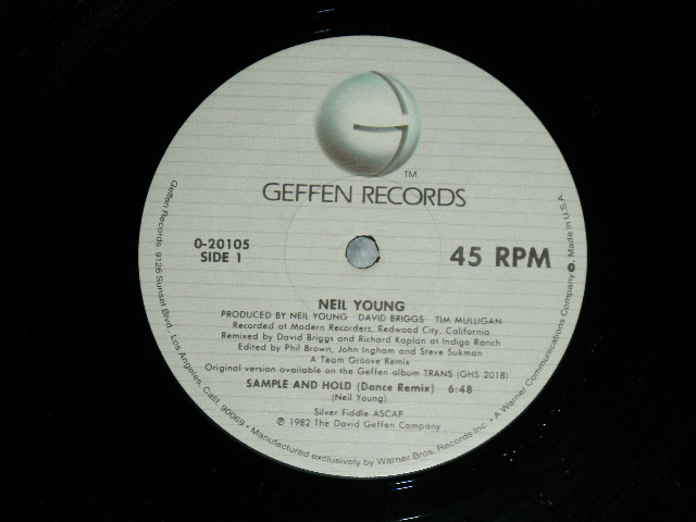 画像: NEIL YOUNG - SAMPLE & HOLD ( Ex+/Ex+++) / 1982 US AMERICA ORIIGNAL "PROMO" Used 12" Single