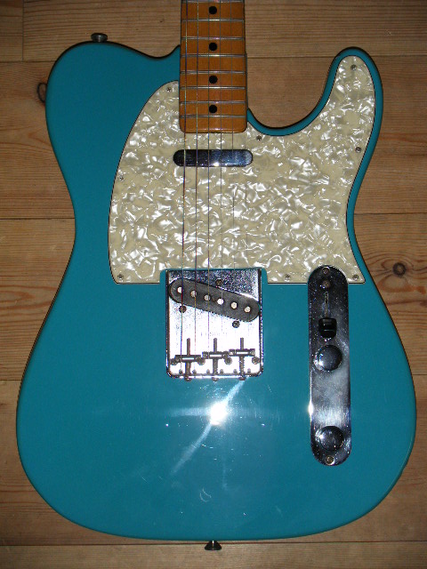 画像: FENDER　フェンダー  1973 TELECASTER  " DAPHNE BLUE"  on Custom Color FINISH with HARD CASE   / 1973 USA AMERICA  ORIGINAL 