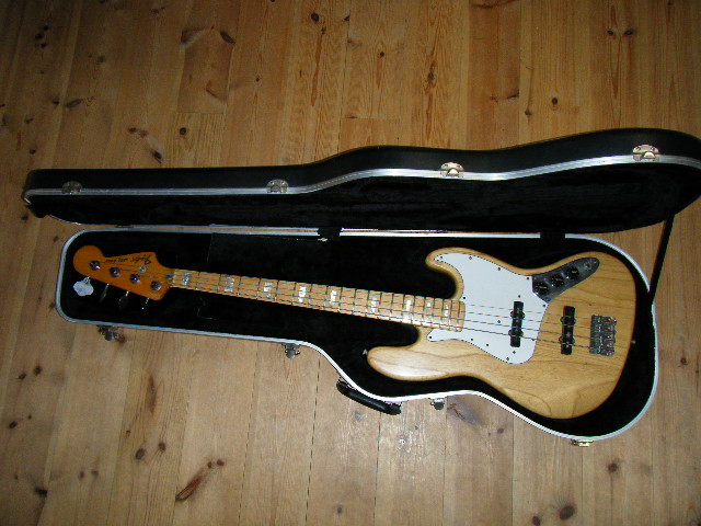 画像: FENDER　フェンダー   JAZZ BASS Refinish NATURAL COLOR  with HARD CASE   / 1979 USA AMERICA 