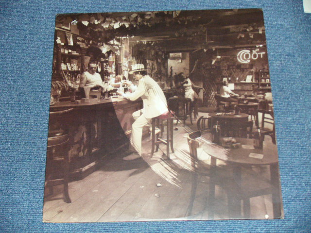 画像: LED ZEPPELIN - IN THROUGH THE OUT DOOR ( Matrix # A) ST-SS 794245-L LL 3-1 STRAWBERRY / B) ST-SS 794346-K KK 1-1-1  STRAWBERRY on Dead Wax : Ex+++/MINT- )  / 1979 US AMERICA  ORIGINAL Used LP With OUTER BAG  