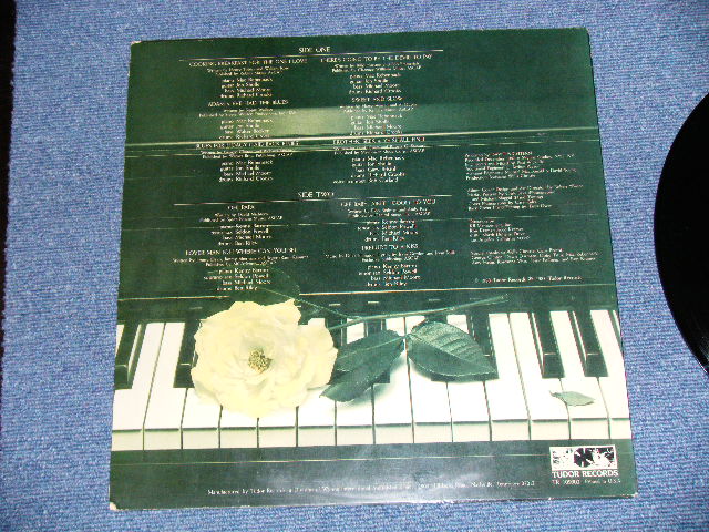 画像: MARIA MULDAUR - SWEET AND SLOW  ( Ex++/MINT- )  / 1983  US AMERICA ORIGINAL  Used LP