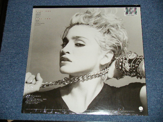 画像: MADONNA - MADONNA ; Debut Album ( Matrix # A:1-23867-A - RE3 SH4 B-17958-Re3 SH4 SLM △　4114 1-1 / B: 1-23867-B-RE1-SH6  B-17959 - Re1-SH4 SLM △4114-x : MINT-/MINT-)     / 1983 US AMERICA ORIGINAL Used  LP