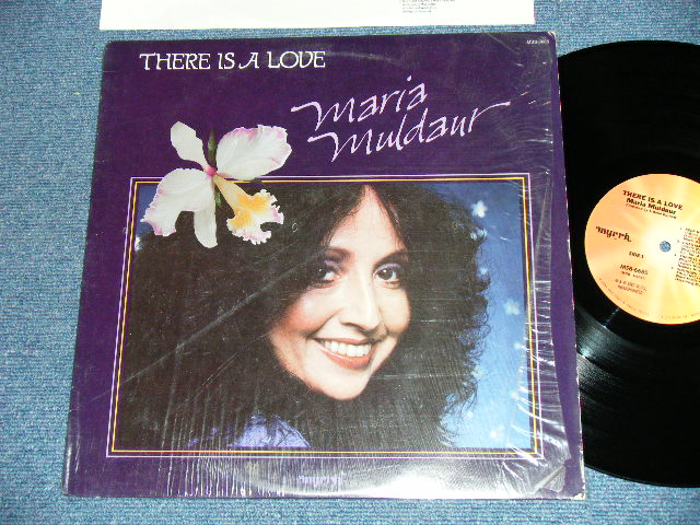 画像1: MARIA MULDAUR -  THERE IS A LOVE  ( MINT-/MINT-)  / 1982  US AMERICA ORIGINAL Used  LP