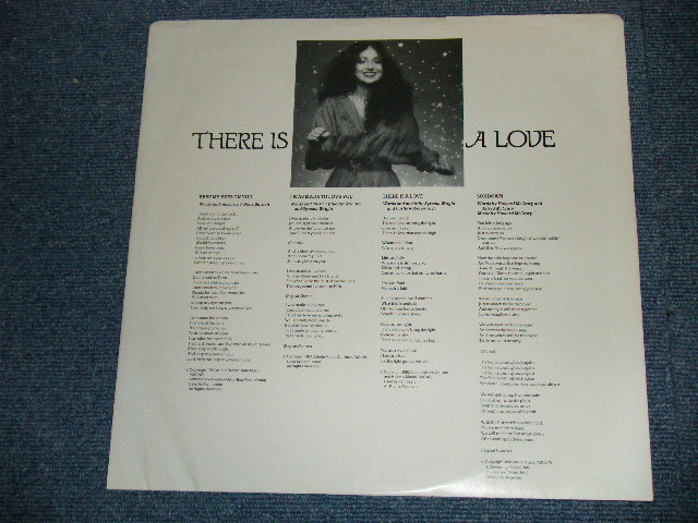 画像: MARIA MULDAUR -  THERE IS A LOVE  ( MINT-/MINT-)  / 1982  US AMERICA ORIGINAL Used  LP