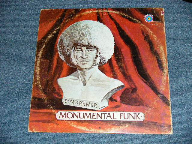 画像: MARK FARNER & DON BREWER of GFR  GRAND FUNK RAILROAD - MONUMENTAL FUNK ( VG++/Ex+++) / 1974 US AMERICA ORIGINAL Used LP 