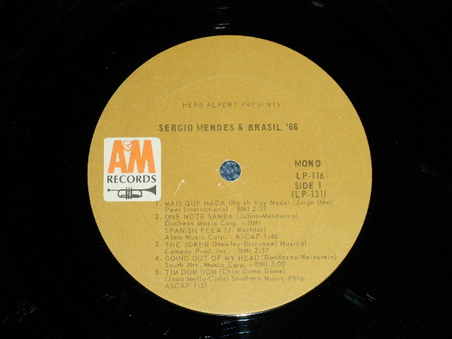 画像: SERGIO MENDES & BRASIL '66 - HERB ALPERT PRESENTS : Debut Album  (Ex+++,Ex/Ex++ Looks:Ex+)  / 1966 US AMERICA Original "MONO" Used  LP 