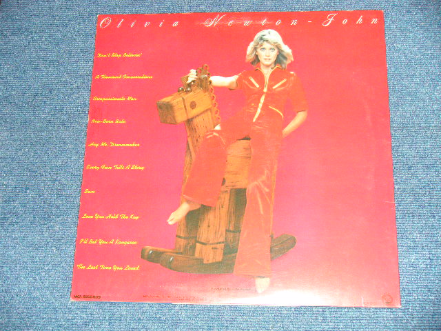 画像: OLIVIA NEWTON-JOHN -  DON'T STEP BELIEVIN' ( Ex++/Ex+++)  /1976 US AMERICA   ORIGINAL Used LP 