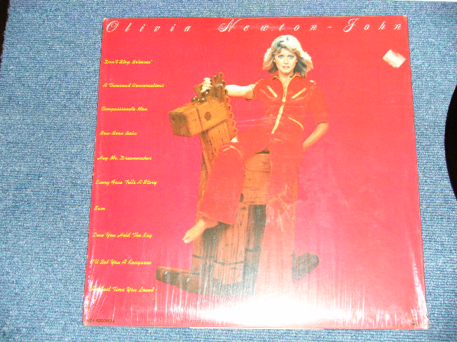 画像: OLIVIA NEWTON-JOHN -  DON'T STEP BELIEVIN' ( MINT-/MINT-)  /1976 US AMERICA   ORIGINAL Used LP 