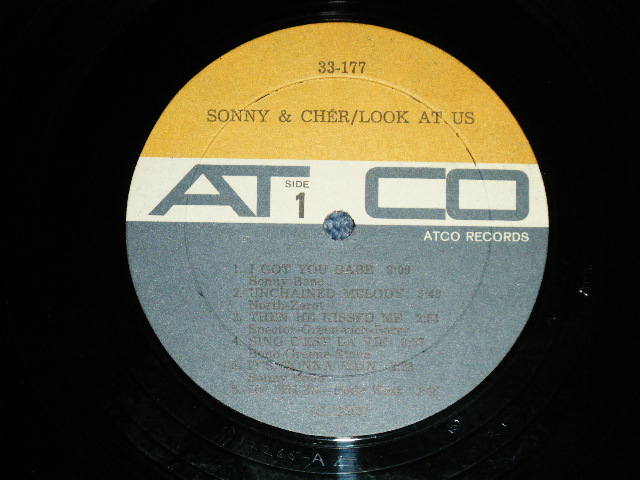 画像: SONNY & CHER - LOOK AT US （Ｍａｔｒｉｘ # C-12262-AA △8269 / C 12266 AA △8269-x )( Ex++/Ex+++ ) / 1965 US ORIGINAL 1st Press " NO TITLE PRINTED on FRONT"  MONO LP