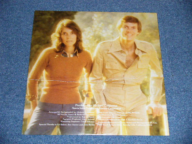 画像: CARPENTERS - A KIND OF HUSH  ( Matrix No. AM  4897 S1-A /  AM SP 4898 S2-B  )(MINT-/MINT-) With ORIGINAL INNER SLEEVE  /  1976 US AMERICA ORIGINAL "with TITLE Seal on Front Cover" Used  LP 