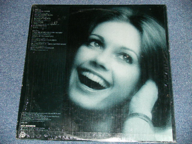 画像: OLIVIA NEWTON-JOHN -  LET ME BE THERE (Matrix# W2/W2)  ( Ex+++/Ex+++)  /1973 US AMERICA   ORIGINAL Used LP 