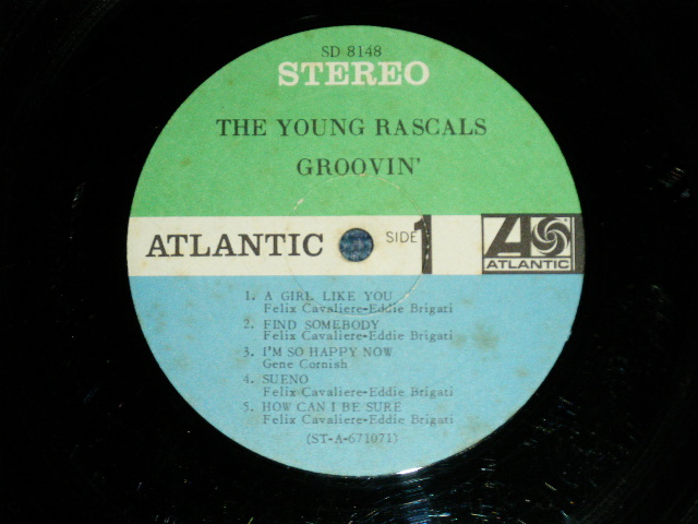 画像: YOUNG RASCALS - GROOVIN'( Matrix # STA-671071-E / STA 671072-B ) ( VG+++/Ex- Looks: VG+)  / 1967 US AMERICA ORIGINAL "GREEN & BLUE Label" STEREO Used LP 