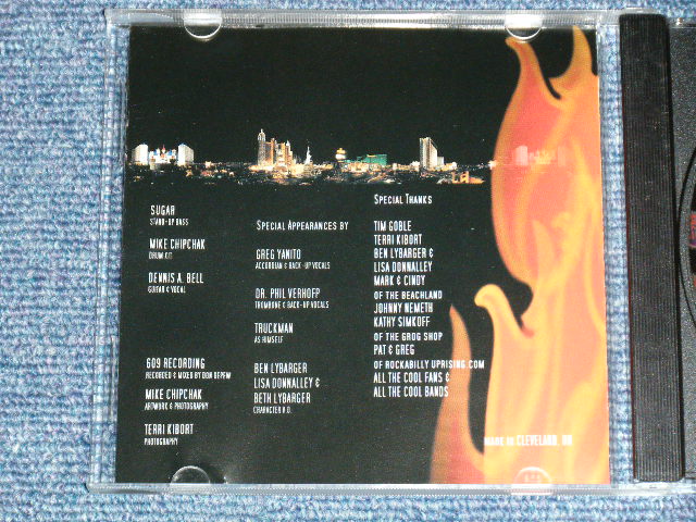 画像: LORDS OF THE HIGHWAY - LOST IN SIN   ( Ex+/MINT) / 2003 US AMERICA   Used CD 
